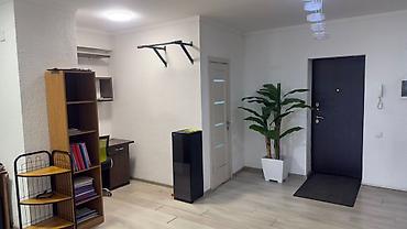 Кыймылсыз мүлк: Ижарага берем The entire office: Ижарага берем Колл-центр, IT company, Photo studio, 96 м², Бизнес борборунда, Ремонту менен, Өзүнчө санитардык түйүнү менен — 6