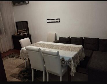 Uzunmüddətli kirayə mənzillər: Xətai Rayonu Həzi Aslanov Metrosu 2 otaq. Mərtəbə - 17/13 Otaq sayı — 3