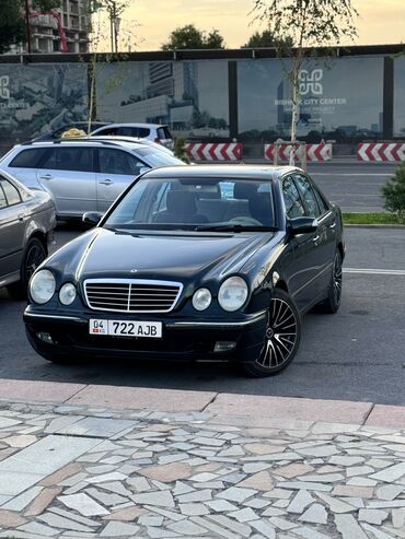 мерс машины: Mercedes-Benz E 320: 2001 г., 3.2 л, Автомат, Бензин, Седан