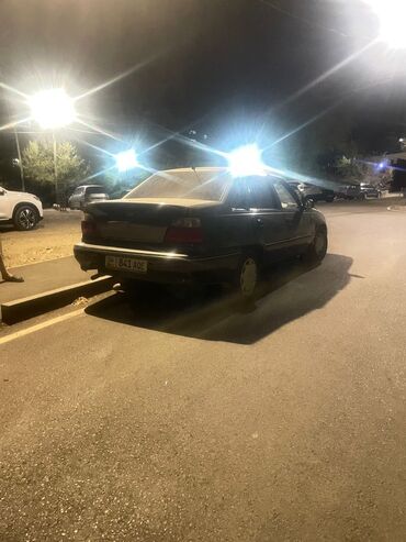 ящик для документов: Автомобиль Peugeot 406, седан, 2001 года выпуска, с двигателем 1.8