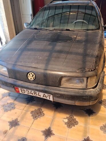 бак пасат: Volkswagen Passat: 1993 г., 2 л, Механика, Бензин, Универсал