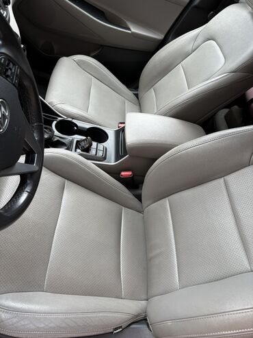 Hyundai: Hyundai Tucson: 1.6 l | Krossover — 7