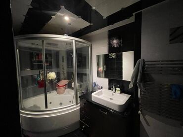 Uzunmüddətli kirayə mənzillər: Həzi Aslanov metrosunun çıxışında, 3 otaqlı geniş və təmirli mənzil — 10