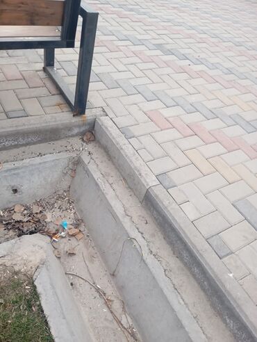 Дорожные бордюры: Дорожный бордюр, Прессованный, Бетонный, Новый — 9