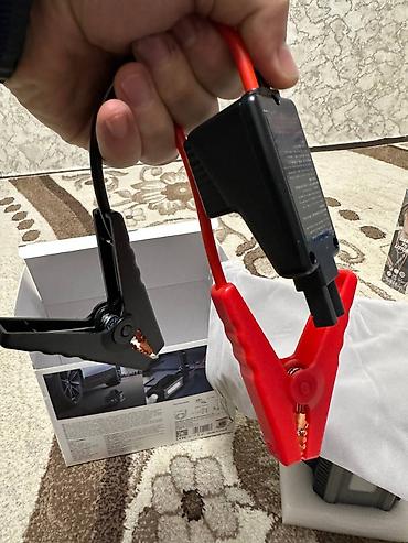 Другая автоэлектроника: Продам многофункциональный пуско-зарядный бустер Yesido 5в1 — поможет — 8