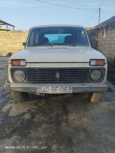 VAZ (LADA): VAZ (LADA) 4x4 Niva: 1.7 l | 1988 il 63528 km Sedan