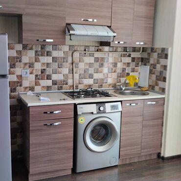 Uzunmüddətli kirayə mənzillər: Gəncədə.GDU nun 2 ci korpusuna yaxın Bayraq meydanına yaxın 12 — 2