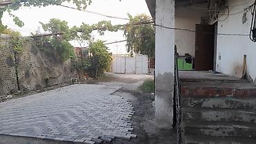 Həyət evləri və villaların satışı: 4 otaq heyet kamera sisdemi kombi var kanazasiya var heyete 3 4 maşin — 5