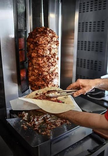 su satışı: Icarəyə verilir döner kabab peraşki çay v,s satışı üçün obyekt. obyekt — 1
