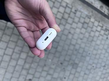 macbook air ucuz: Airpods 4 anc model uzerinde noqte bele cizigi yoxdu alinnan zamannan — 3
