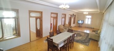 Uzunmüddətli kirayə mənzillər: Buzovnada 125 nömrəli məktəbə yaxın. 2 mərtəbəli evin 2ci mərtəbəsi -da lalafo.az — 8 Uzunmüddətli kirayə mənzillər: Buzovnada 125 nömrəli məktəbə yaxın. 2 mərtəbəli evin 2ci mərtəbəsi — 8