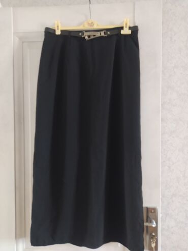 Ətəklər: Her ölcude maraqlı yübkalar. Şekillerde normal görünmeye bilər ancaq — 11