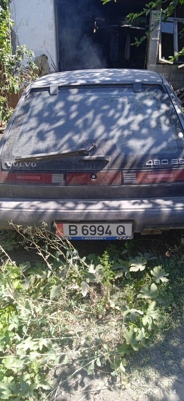 кенгурятник на вольво fh13: Автомобиль Volvo 480 ES, выполненный в стиле хэтчбек, представляет