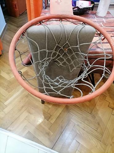 Ostali proizvodi za sport i razonodu: Koš Obruč sa mrežicom kao nov je
 Mirjevo — 3