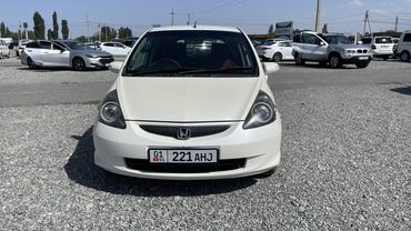 авто с последующим выкупом фит: Honda Fit: 2003 г., 1.5 л, Вариатор, Бензин, Хэтчбэк