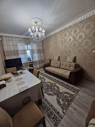7 mikrorayon: QARAÇUXURDA ÇIXARIŞLI LENİNQRAD LAYİHƏLİ QANUNİ 4 OTAQLI MƏNZİL — 2