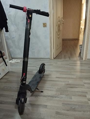 samokat satisi: İşlənmiş Elektrik samokat 12", 751 - 1000 Vt, 26 - 35 km/s, Ünvandan götürmə — 3