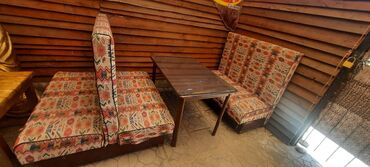 мебель в караколе: Продаю диваны столы со стеклом прочные хорошего качества цена за все