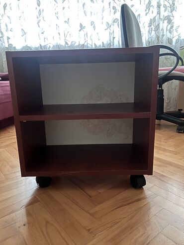 oda davamli kerpic: Ayaqli tumbochka. Yeni deyil. Arxa terefi deyisdirmek olar