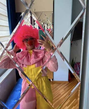 Bayram kostyumları: Uşaqlar üçün animator paltarları. Hamısı bir yerdə satılır. 4 kloun — 9