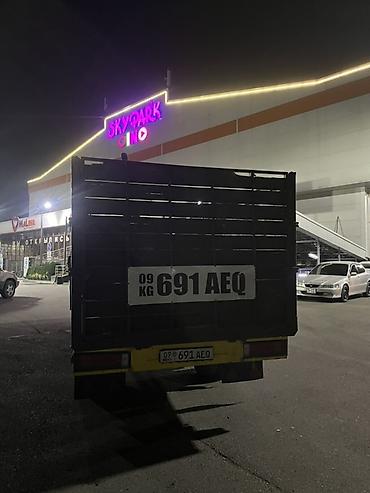 афтаномка на спринтер: Грузовой фургон Mercedes-Benz Sprinter (желтый кабина, черный — 5