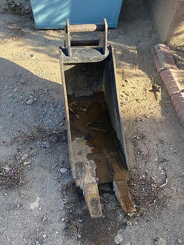 Экскаваторы: Экскаватор, Гусеничный — 10