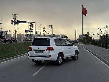 китайская легковая машина: Toyota Land Cruiser: 2009 г., 4.7 л, Автомат, Бензин, Внедорожник — 5