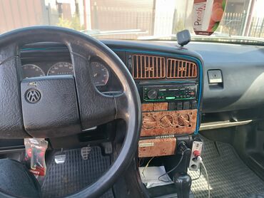 обмен на дом в городе каракол: Продается универсал Volkswagen Passat в белом цвете. Автомобиль