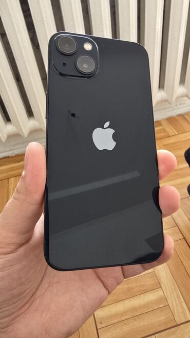 Apple iPhone: IPhone 13, Б/у, 128 ГБ, Black Titanium, Защитное стекло, Чехол, 94 %