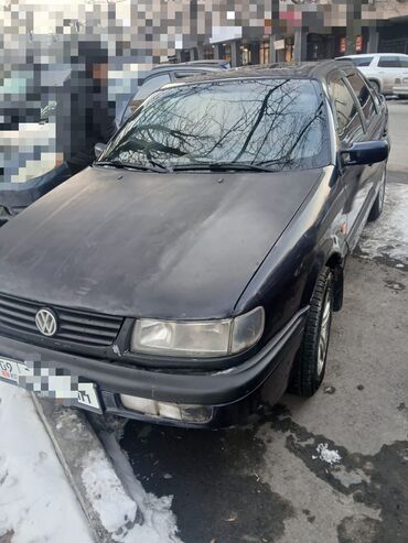 Volkswagen: Volkswagen Passat: 1994 г., 2 л, Механика, Бензин, Седан