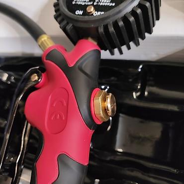 air pump: Пистолет для подкачки шин. Черный: 2000 сом. Красный: 3000 сом — 8