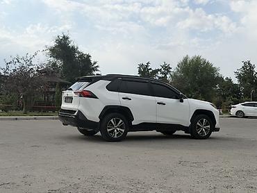 версо тайота: Toyota RAV4: 2020 г., 2.5 л, Автомат, Бензин, Кроссовер — 9