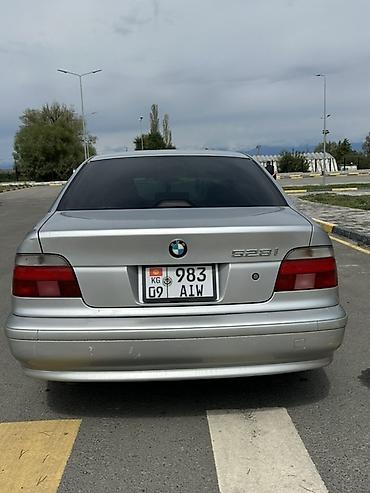 camry 2011: BMW 5 series: 2000 г., 2.8 л, Бензин, Седан — 3
