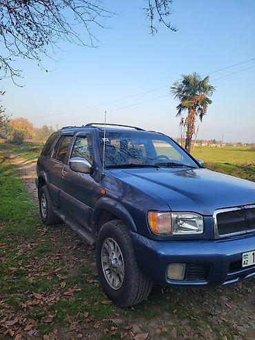 Nissan: Nissan Pathfinder: 3.5 l | 2000 il Ofrouder/SUV — 5