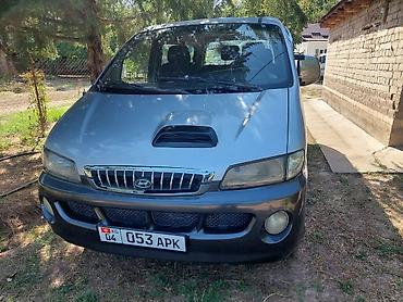 портер 2 салон: Hyundai Starex: 2001 г., 2.5 л, Механика, Дизель, Минивэн — 1
