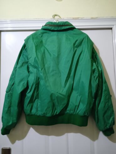 Jakne za prelazni period: Sirina ramena 54cm, sirina ledja 64cm, duzina rukava 60cm, duzina — 6