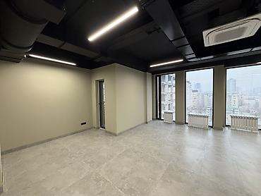 Аренда офисов: Аренда офисов, 108 м², В бизнес центре, С видом на горы, 1 линия, С отдельным входом — 3