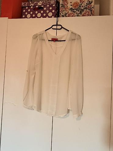 Bluze: Zenske bluze – elegantne i udobne, idealne za posao i svečane prilike — 12