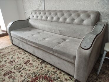 диван сиденья: Диван-кровать, цвет - Белый, Б/у
