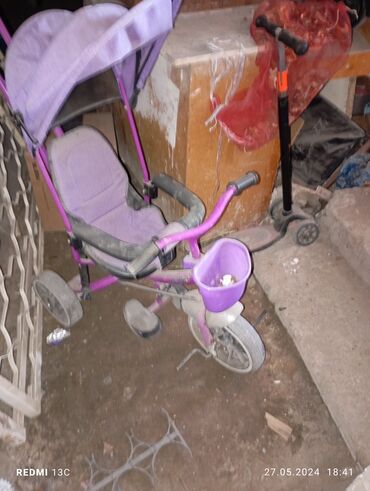 hot mom коляска: Коляска, цвет - Розовый, Б/у