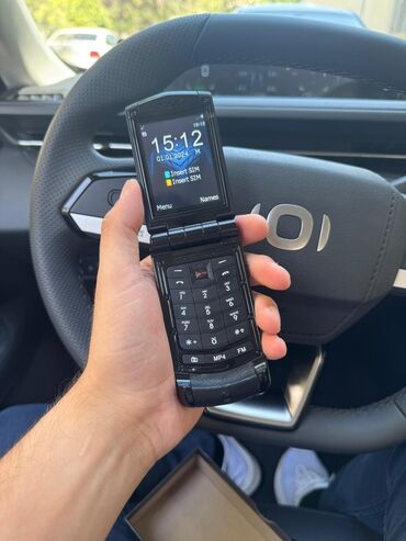 Vertu Aster, цвет - Черный, Кнопочный