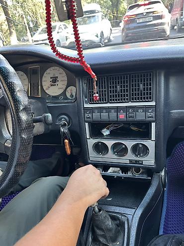 ади б4: Audi 80: 1992 г., 2.3 л, Механика, Бензин — 4