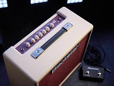 Gitara gücləndiriciləri: Blackstar Debut 30E Cream AMP Elektro Gitara BlackstarBlackstar Debut — 1