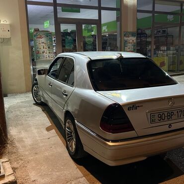 şevralet maşın: Mercedes-Benz 200: 2 l | 1997 il Sedan