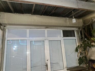 şeyf qapi: Jalyuz qapı satılır eni 3 metr. Hündürlük 250