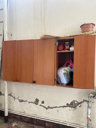 metbex kafeli: Açılan, 4 qapılı Düz dolab, Mətbəx dolabı
