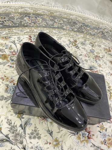белорусская обувь бишкек ярмарка: Туфли Basconi, 36, цвет - Черный