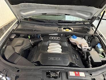 Audi: Audi A6: 2003 г., 2.4 л, Вариатор, Бензин, Универсал — 18