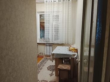 3 room flat: Продаётся 2х комнатная квартира в 1микрорайоне 17дом Квартира — 4