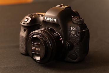 canon 6d: Canon EOS 6D Mark II DSLR + Canon EF 50mm f/1.8 STM obyektiv Üzərində — 1